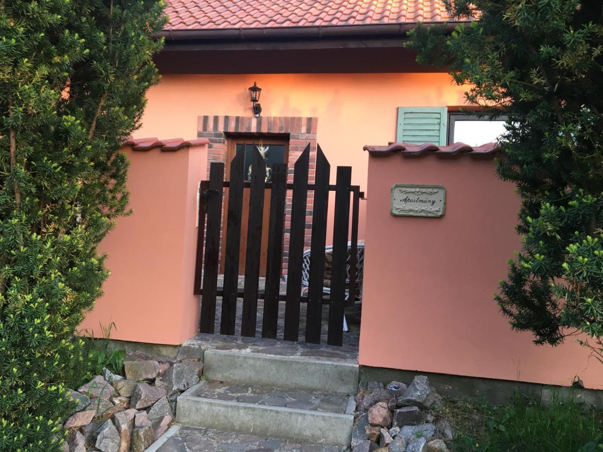Apartman Vrchlice 쿤타호라 외부 사진